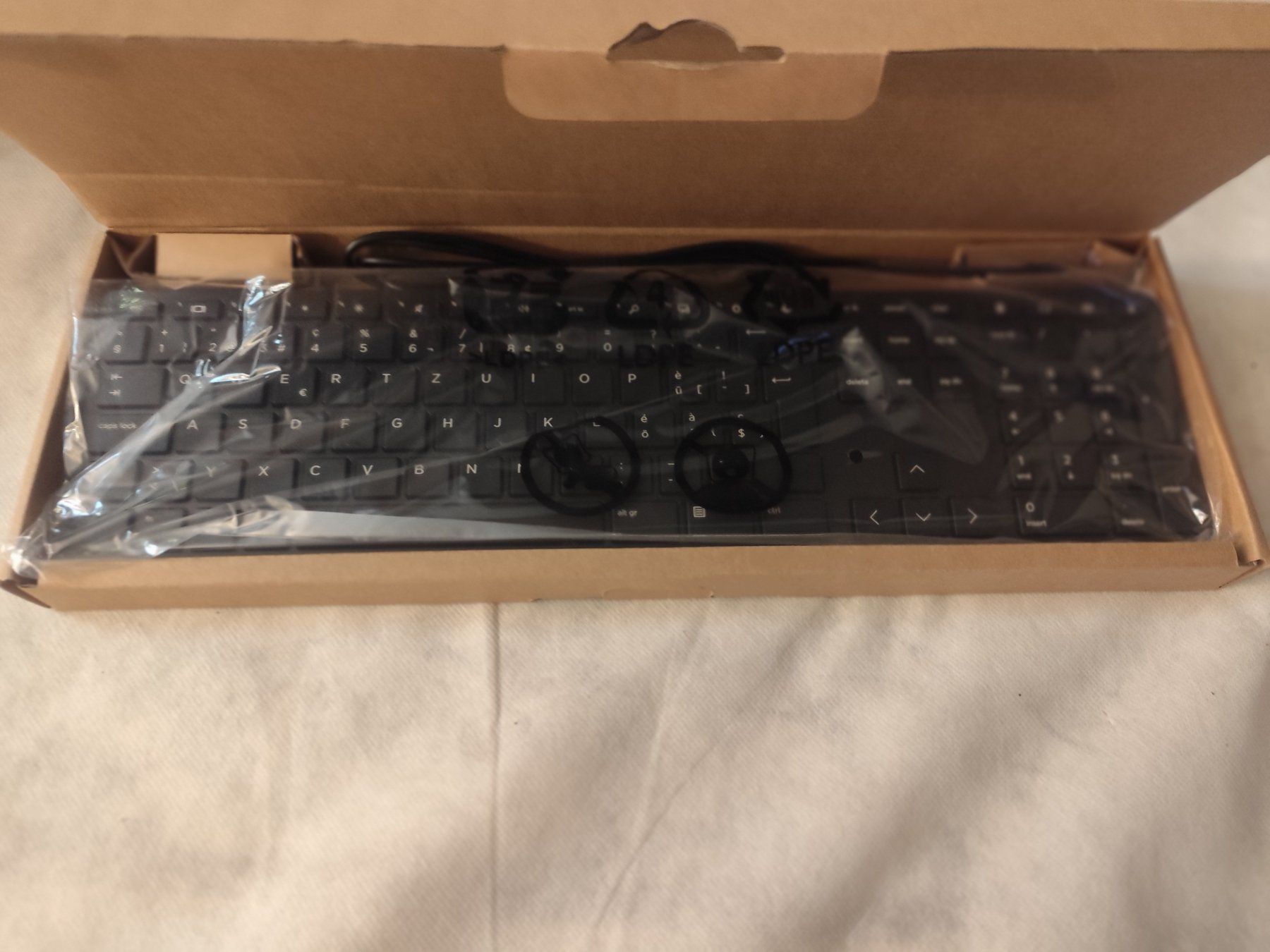 Hewlett Packard Tastiere: Tastatur HP, HQ-TRE – Nuovo e nell'imballaggio originale da Dietikon venduto da nala_66