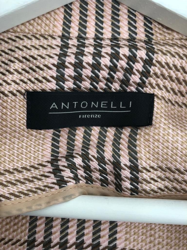 Cappotti: Manteau Antonelli rose 38 – Usato da Genève venduto da Sarahchge 3