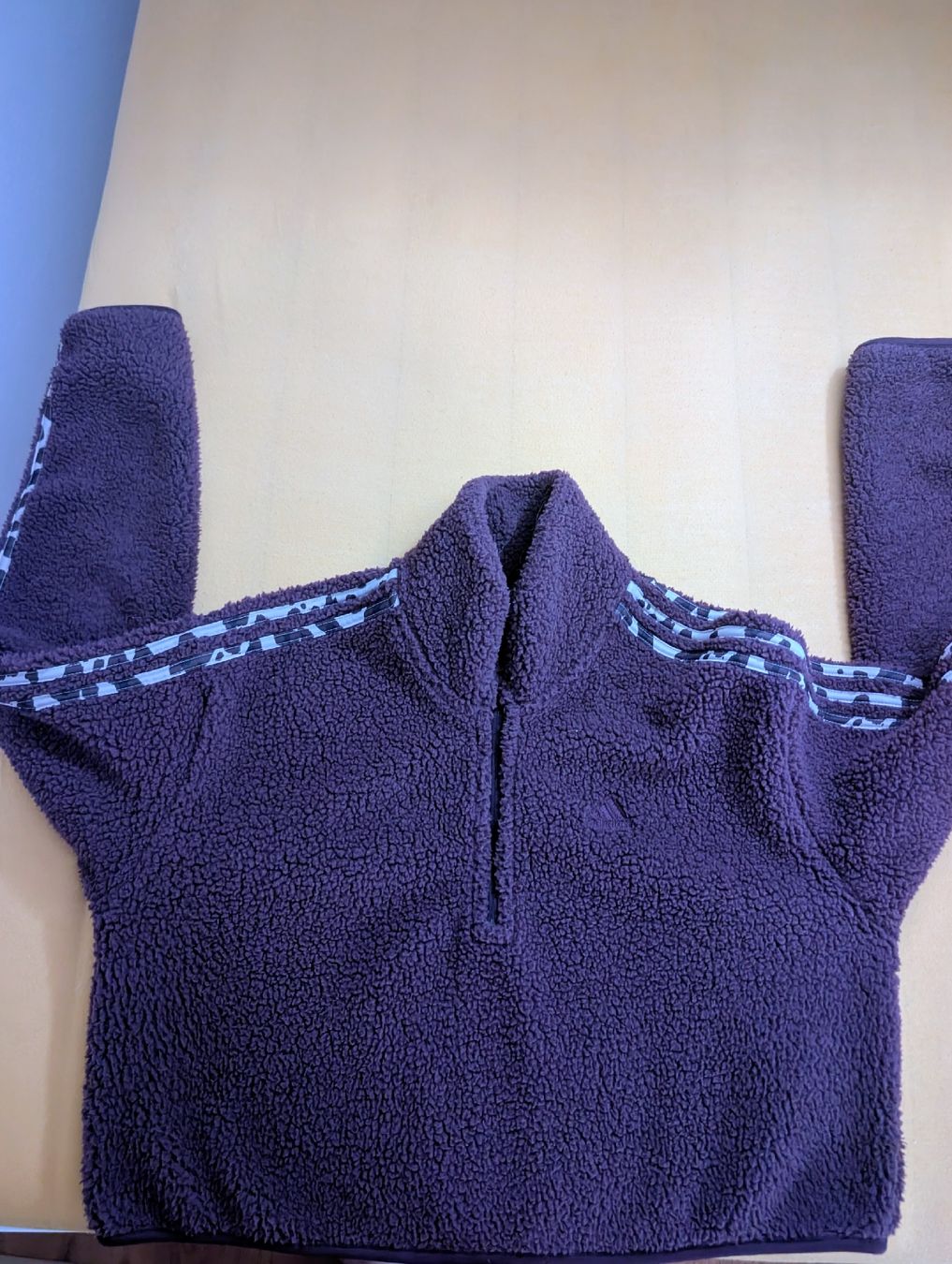 Adidas Pullover & Sweatshirts: Polaire Adidas marron/léopard, style croc top  – Neu (gemäss Beschreibung) aus Fribourg von MathiiR 1
