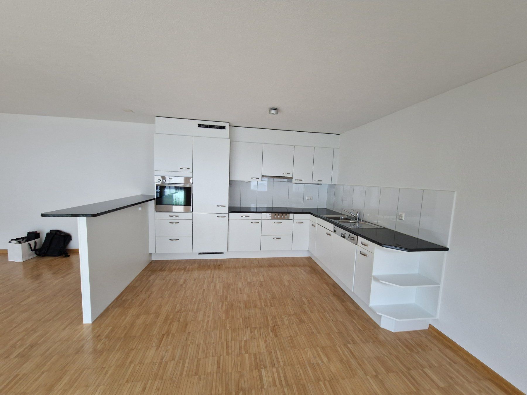 Komplette Küche in U-Form (Gebraucht) in Zürich für CHF 999 – nur Abholung auf Ricardo kaufen