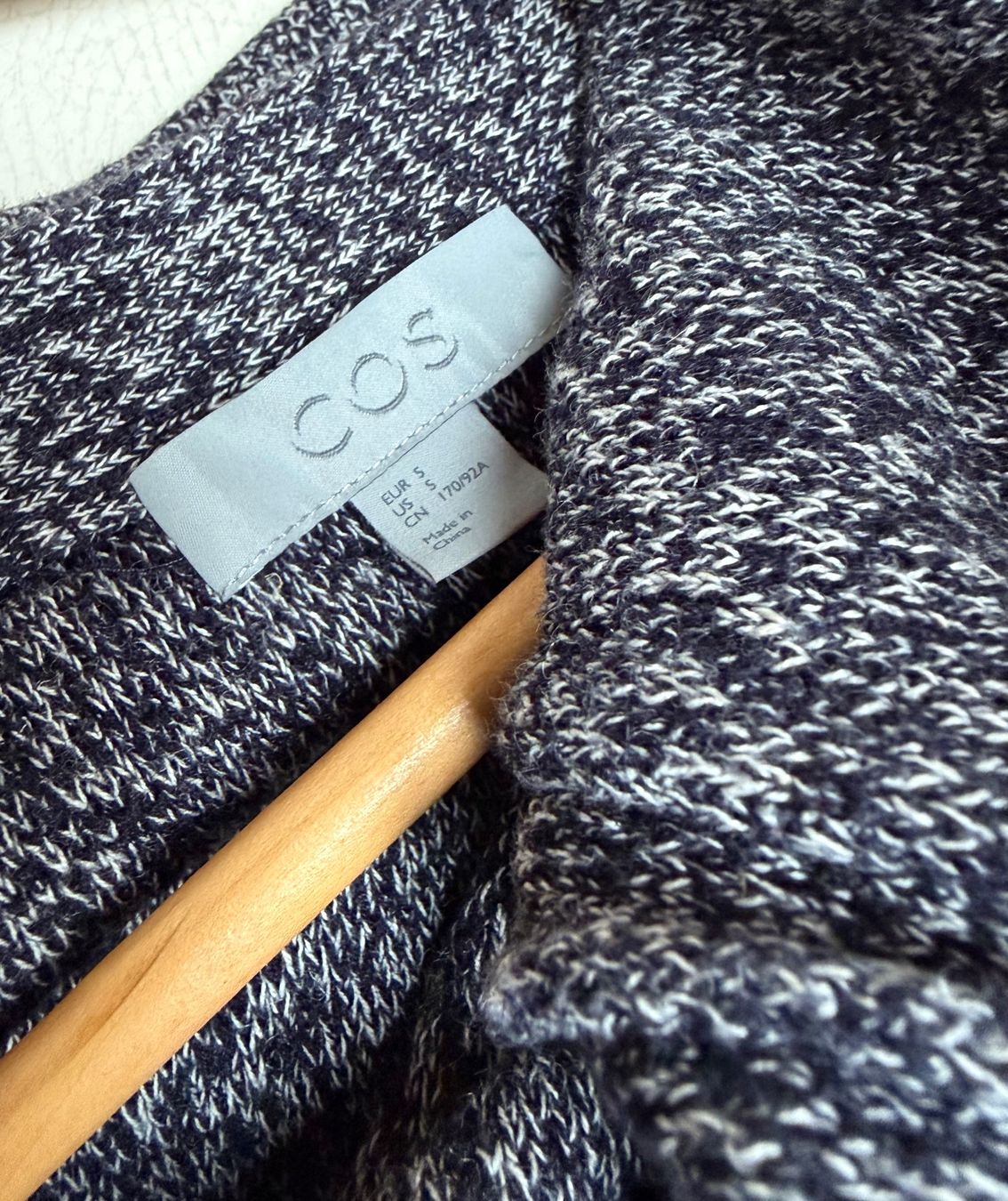Cos Jacken: COS Cardigan Gr.S – Gebraucht aus Unterägeri von Jutka_04 4