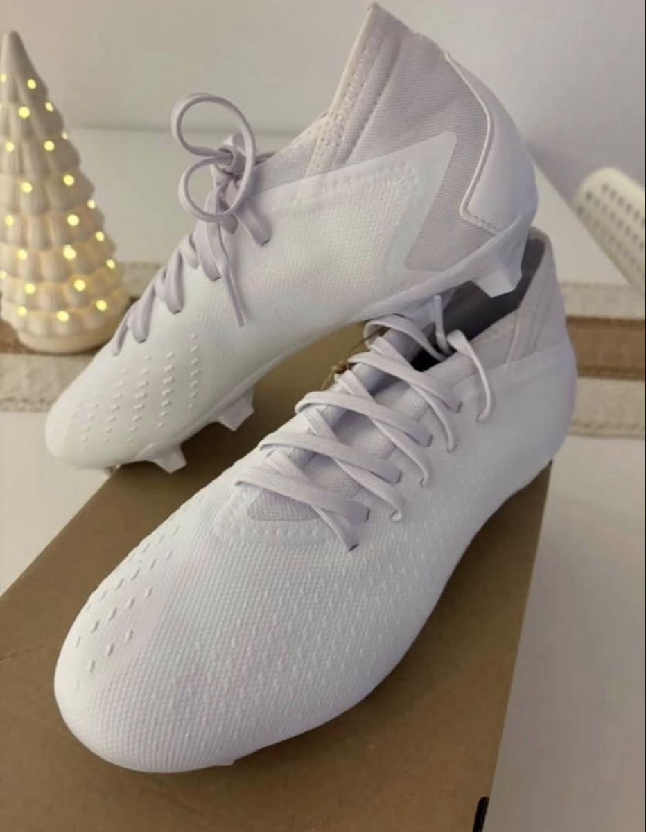 Adidas Herrenschuhe: Fussballschuhe – Neu und originalverpackt aus Pfyn von eem_l9ng 1