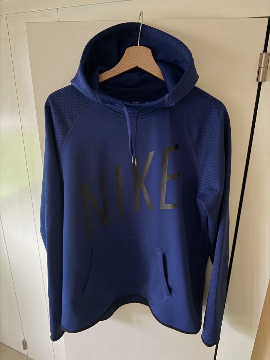 Nike Maglioni & Felpe: NIKE Sweatshirt Gr.L – Nuovo (secondo la descrizione) da Luzern venduto da mns_pyr7