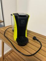 Teeautomat Special.T gelb mit sechs Teepackungen