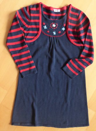 Hübsches,Strick-Kleid  Grösse  128