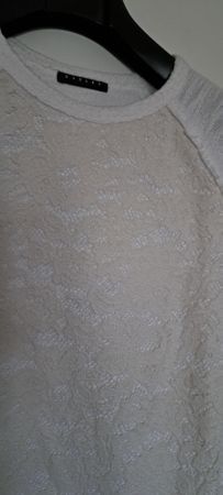 Joli pull blanc marque  "Sisley" avec dentelle , Taille S