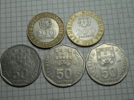 Portugal 2 x 200 Escudos, 3 x 50 Escudos div. Jahre