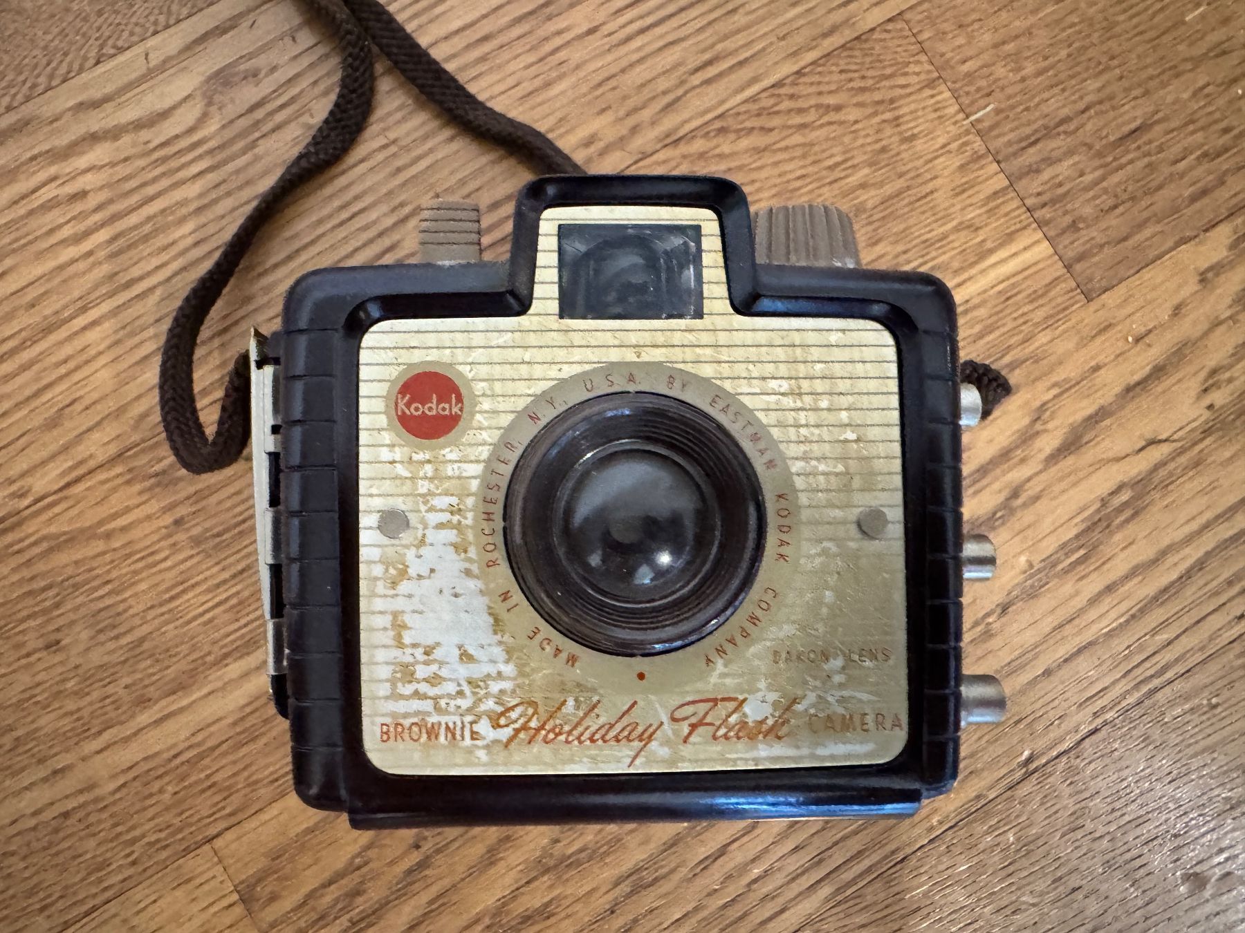 Kodak Fotocamera: Antike Kamera, Kodak Holiday Flash – Usato da zürich venduto da oives22