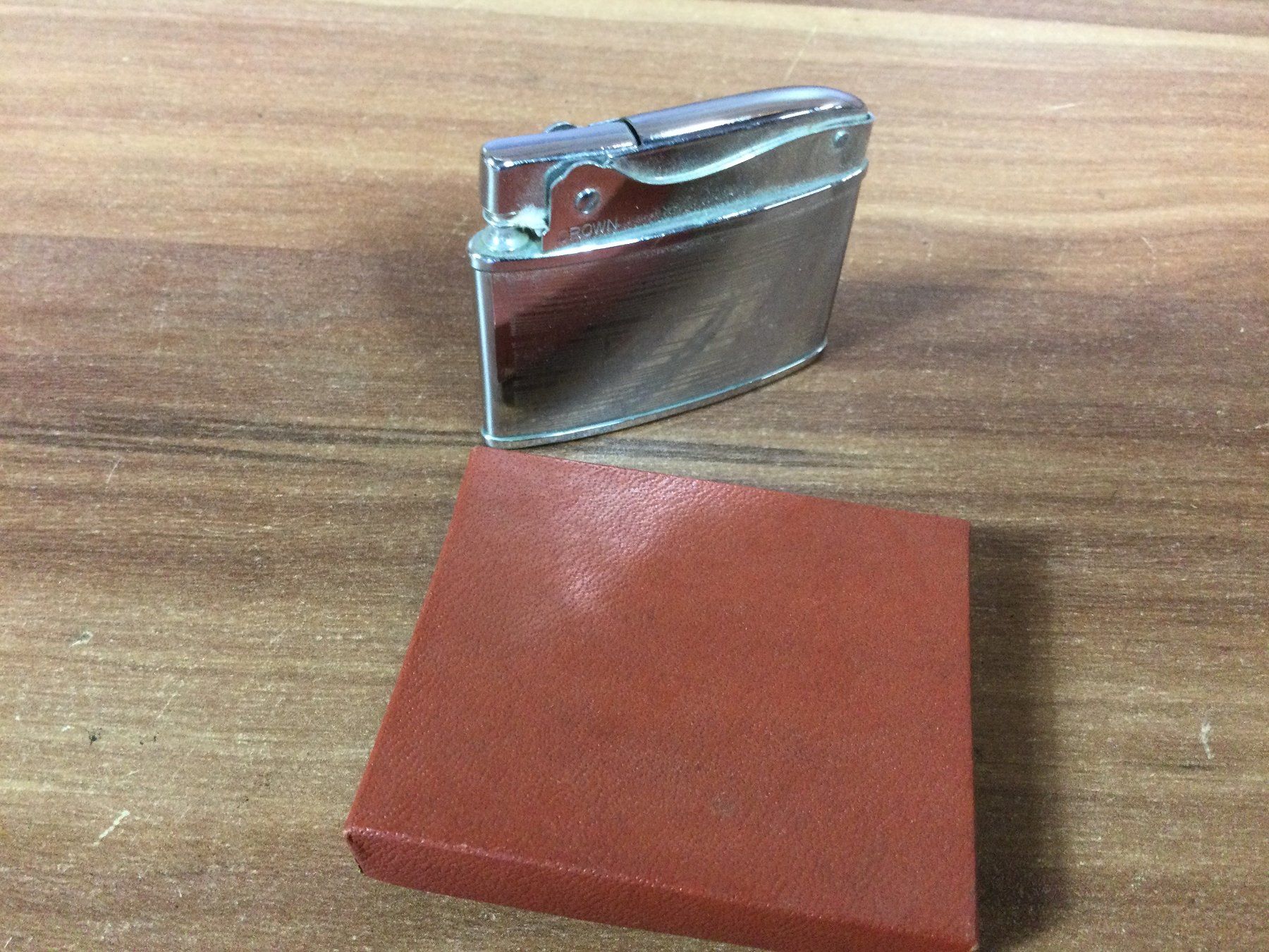 Accendini: Gebrauchtes Vintage Feuerzeug Crown mit Verpackung – Usato da Wangen SZ venduto da kuriosum12 3