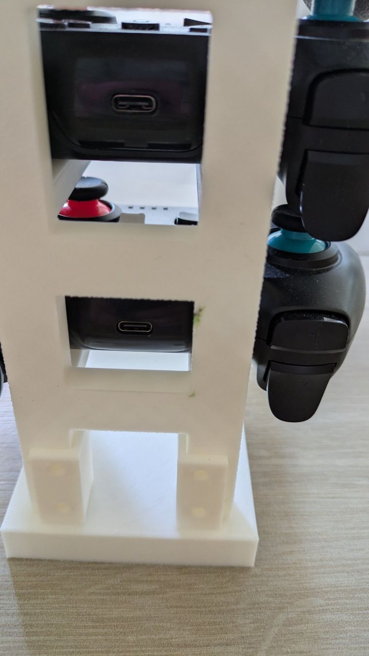 Console: Controller Ständer für PS, Xbox, oder Nintendo - weiss – Nuovo e nell'imballaggio originale da Staufen venduto da Fleby84 3