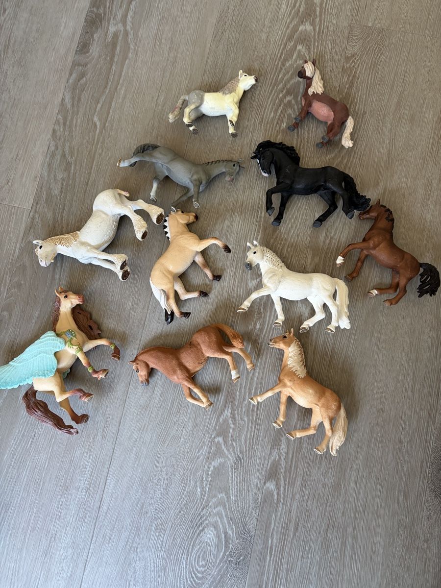 Schleich Giocattoli: Schleich Pferde zu verkaufen – Usato da Freienstein venduto da Flyer1979