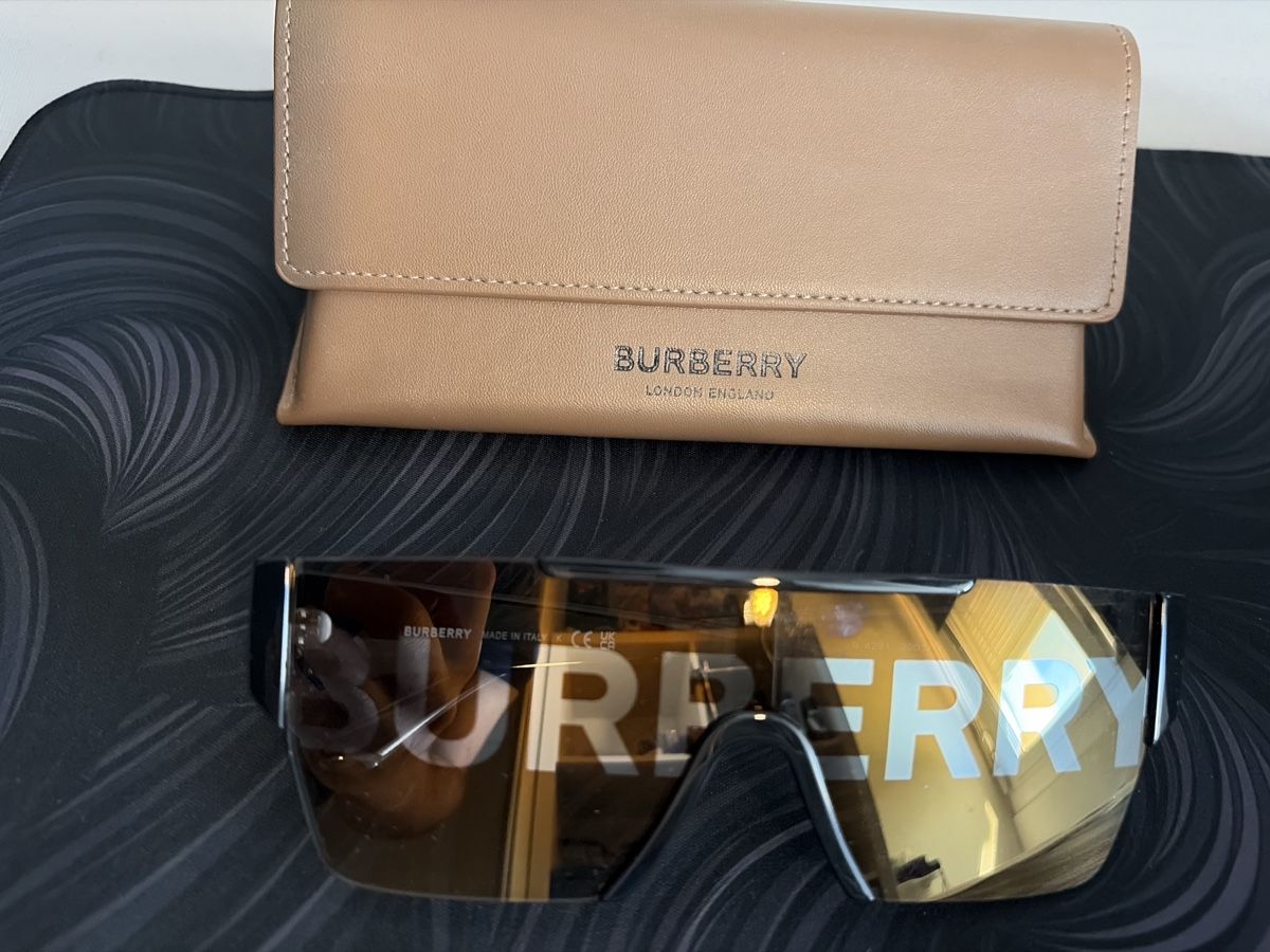 Burberry Occhiali & Lenti: Burberry Brille mit zubehör – Nuovo (secondo la descrizione) da Port venduto da just1n_