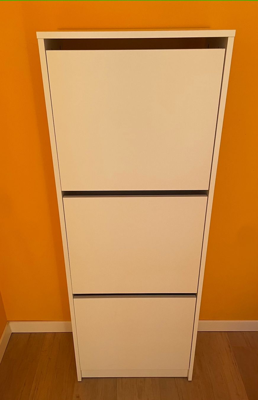 Schränke: Schuhschrank – Gebraucht aus Niederrohrdorf von akr_n9lt