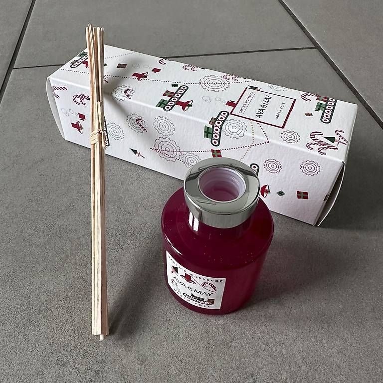 Diffusori di oli essenziali: AVA & MAY Santas Workshop Northpole Duftstäbchen – Nuovo e nell'imballaggio originale da Aarwangen venduto da arimiak