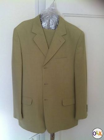 Joli costume beige clair