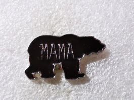 Ansteckpin 72: Mama Bär