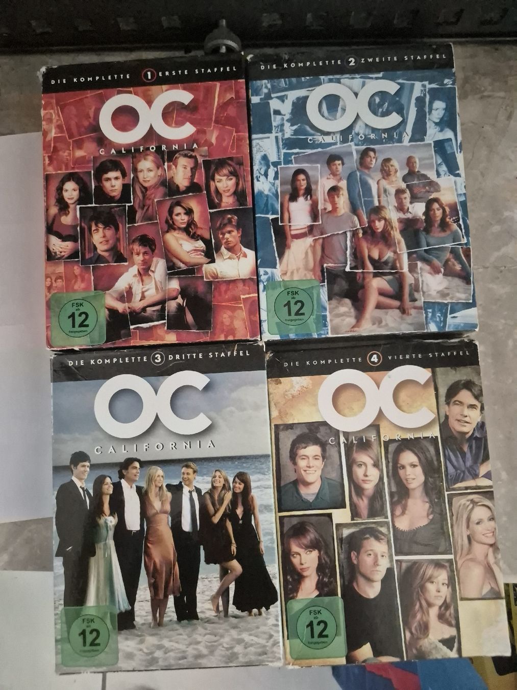Tutti i DVDs: O.C California komplette Staffel – Usato da Bronschhofen venduto da Shainarose 1