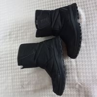 Bottes 🥾🥾neige ❄️Quechua noir imperméables pointure 39