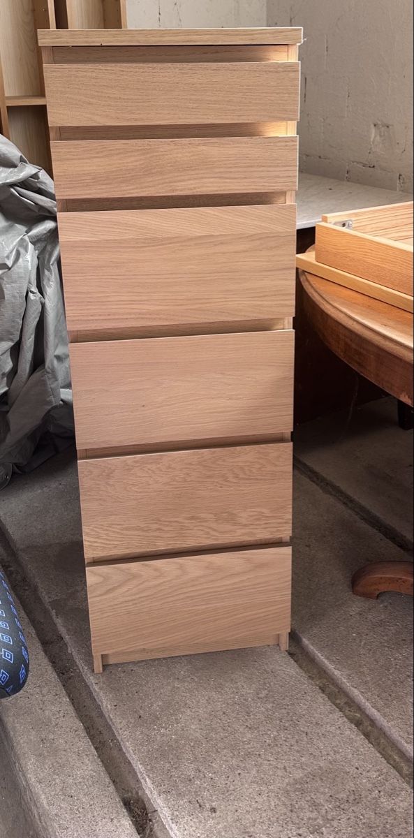 Ikea Cassettiere: Malm Kommode mit Spiegel – Usato da Adlikon venduto da Chbu84