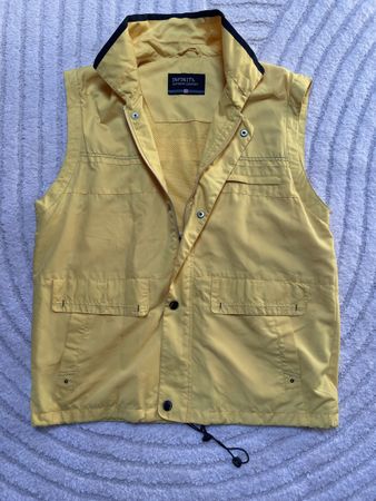 Gr L Herren Kleiderpaket: Weste VeloHose Pullover Shirt Set