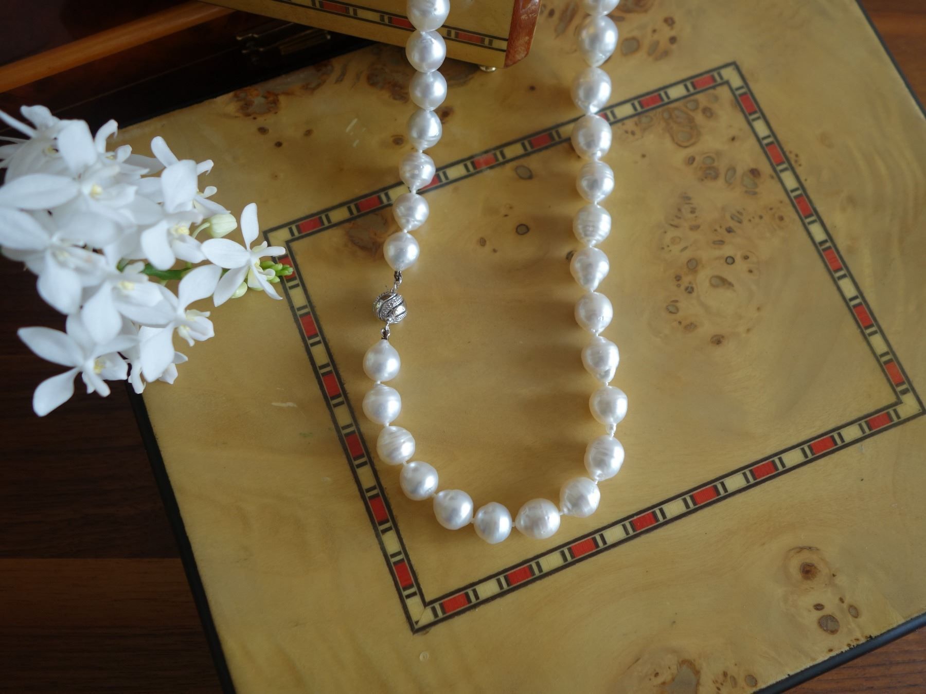 Catenine: Südseeperlencollier,barocke Form,10-12mm – Nuovo e nell'imballaggio originale da Rümlang venduto da 21f 2