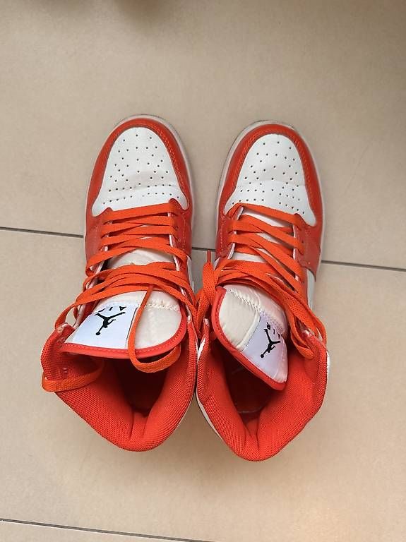Herrenschuhe: Nike Jordan 1 Mid Orange 41 – Gebraucht aus Recherswil von mbi_dtp8 4