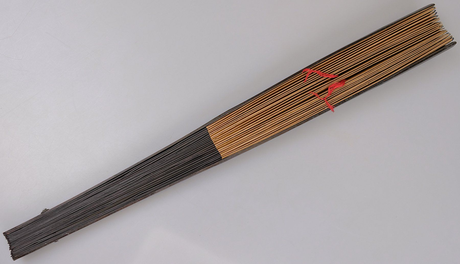Tutte le decorazioni: Dekorativer asiatischer Fächer 140cm – Usato da Volketswil venduto da brockipfannenstil 4