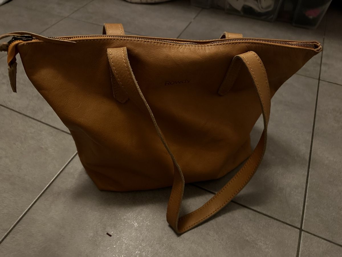Borse da donna: Sac en cuir fairtrade – Nuovo (secondo la descrizione) da Meyrin venduto da kyam