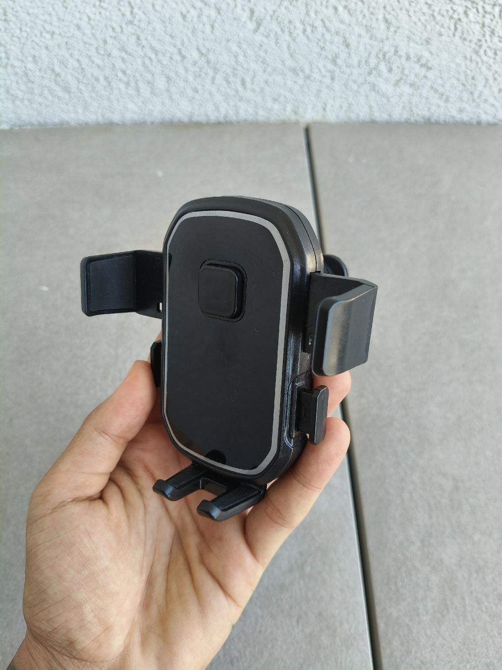 Telefoni cellulari / Smartphones: Support téléphone voiture aération – Nuovo (secondo la descrizione) da Monthey venduto da lesaffairesdecamille 2
