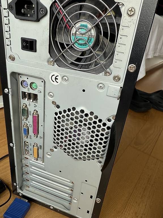 Gehäuse: Desktop Pc Computer Gehäuse cd dvd Brenner LG Laufwerk – Gebraucht aus Stachen von maf_5cnd 1