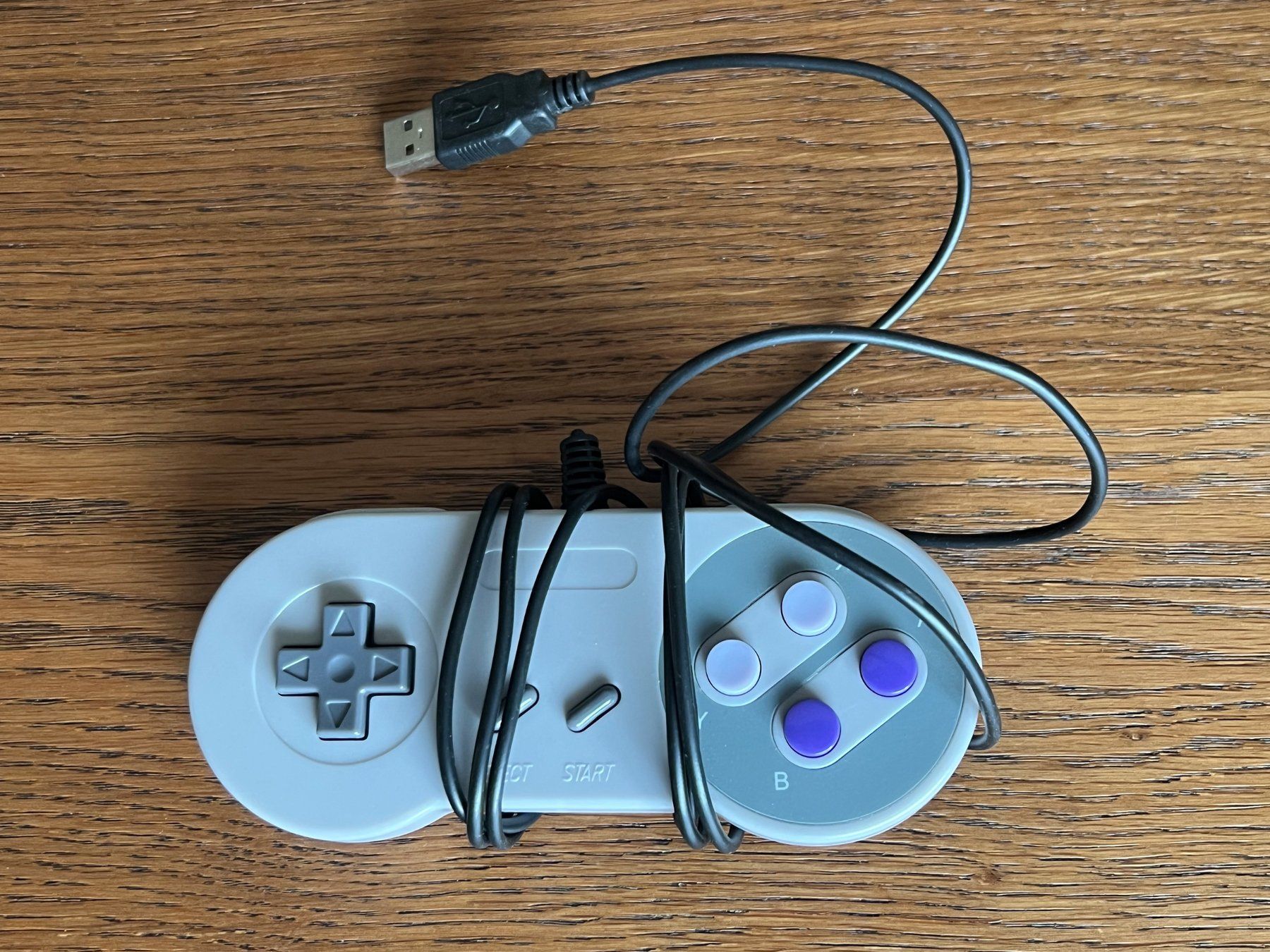 Controller: USB Controller/Pad im Super Nintendo Design – Nuovo (secondo la descrizione) da Dietwil venduto da deneb26
