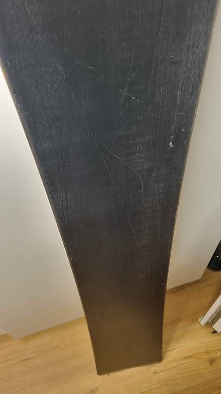 Board: Altes snowboard  – Usato da Greifensee venduto da Thomy_008 3