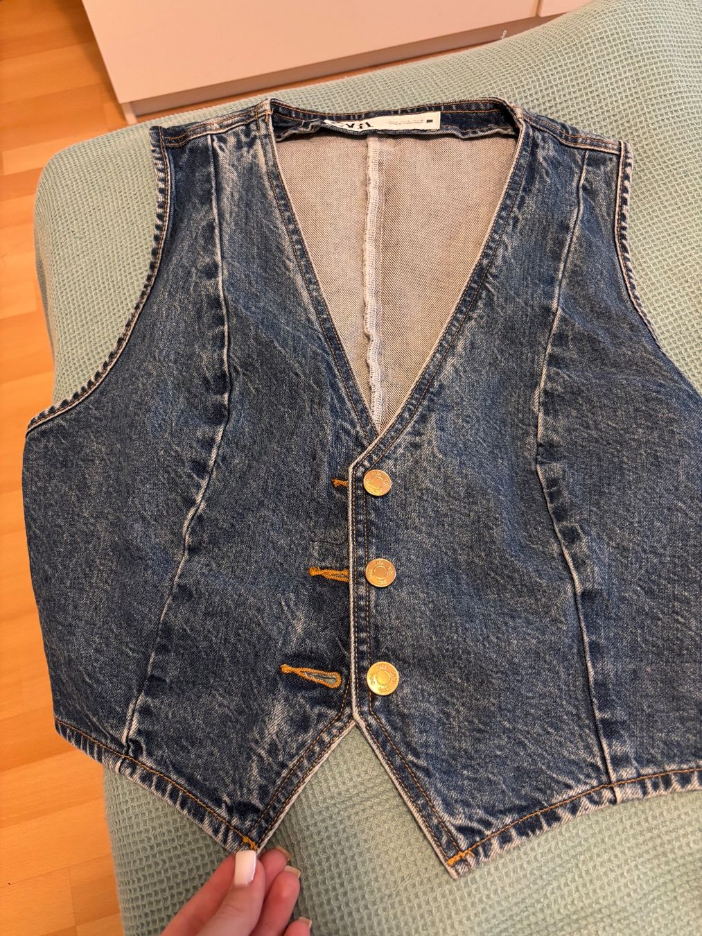 Zara Gilet & Giacche senza maniche: Jeansweste – Usato da Bern venduto da ViksiBash 1