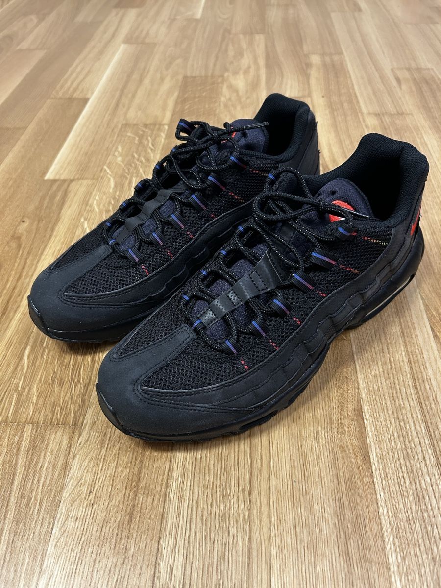 Nike Scarpe da uomo: Neuer Nike Air Max 95 Black Reflective Volt, Grösse 46 – Nuovo (secondo la descrizione) da Riniken venduto da mis_69lc