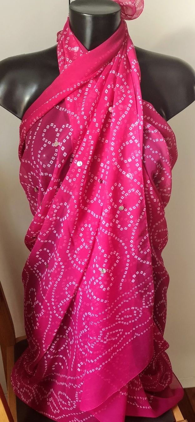 Foulard & Sciarpe: 4 superschöne Pareas NEU!  – Nuovo e nell'imballaggio originale da Widnau venduto da Schurlibua 2