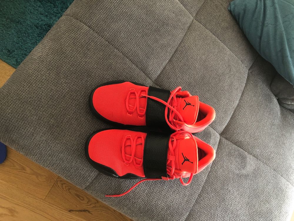 Turnschuhen Jordan 46 (Gebraucht) in Läufelfingen für CHF 27 – mit ...