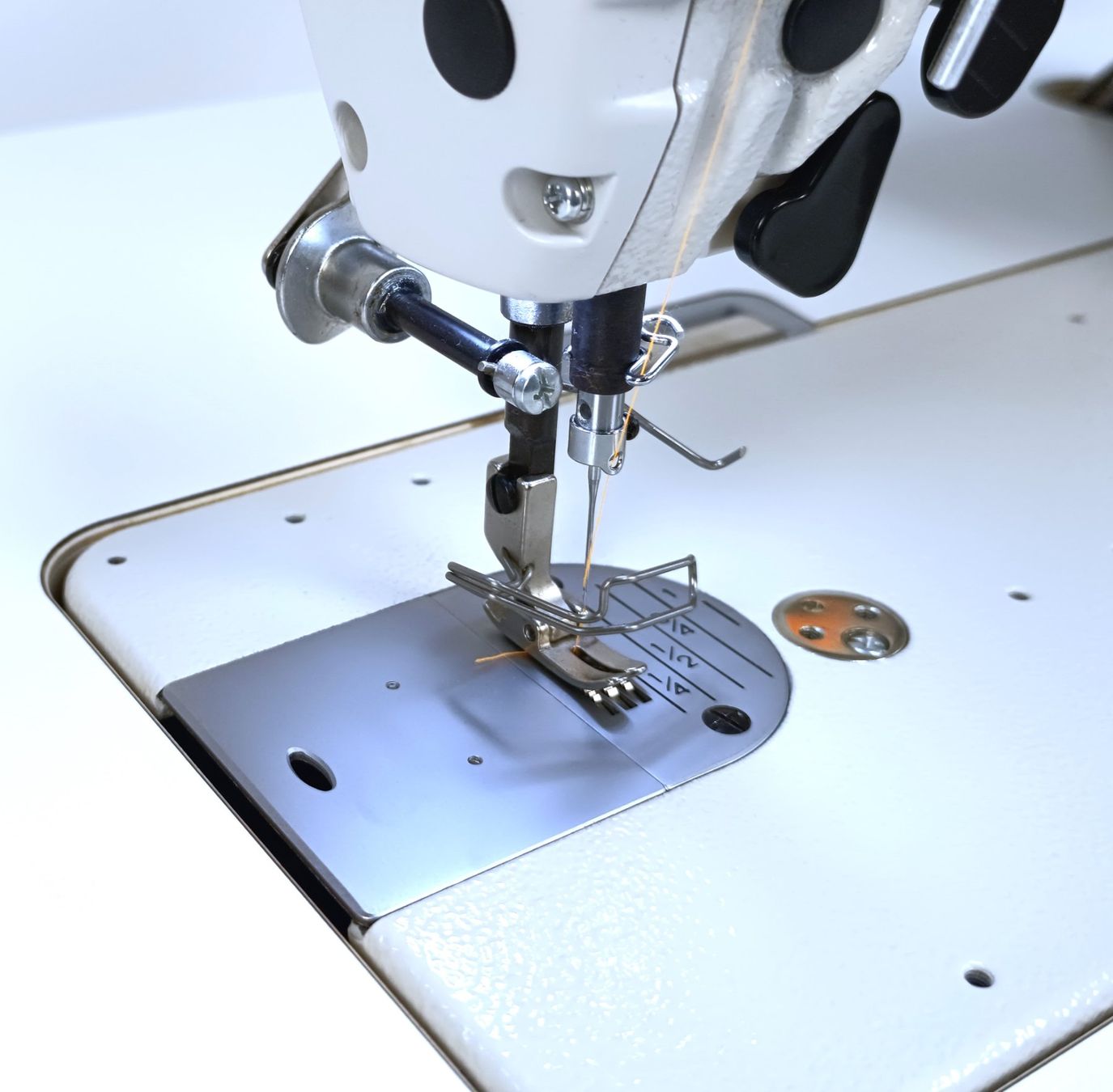 Brother Macchine da cucire: Industrienähmaschine Brother S-7300A / Neu – Nuovo e nell'imballaggio originale da Rehetobel venduto da dani034 2