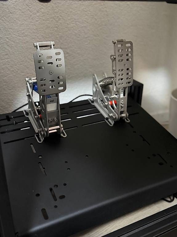 Controller: Sim Racing Cockpit inkl. hochwertige Hardware (NEU) – Neu (gemäss Beschreibung) aus Bösingen von SuperMarioFlash 2