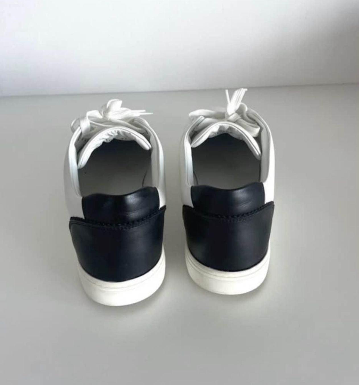 Dolce & Gabbana Scarpe da donna: Dolce Gabbana sneakers 41 – Usato da Rüttenen venduto da sav_r6r5 4