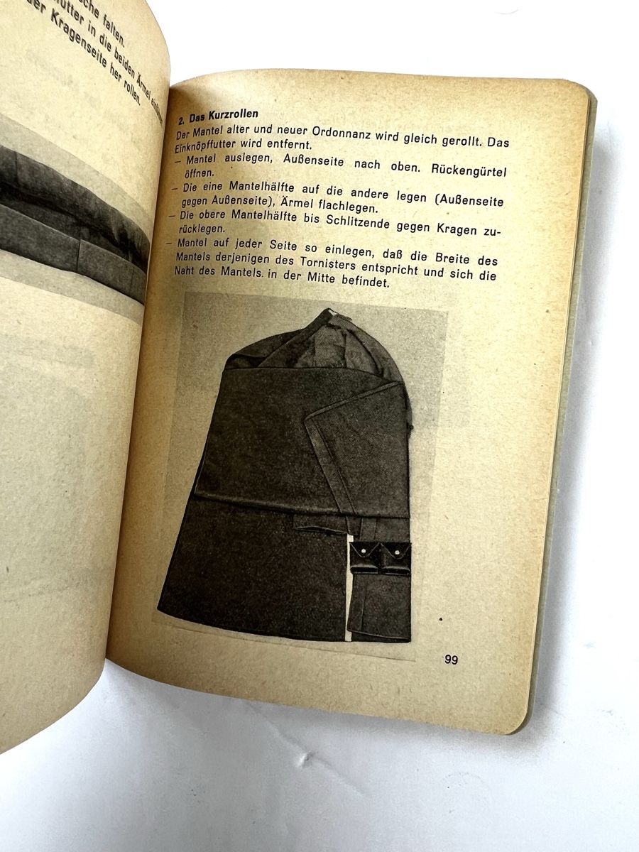 Livres: Die Gepäckvorschrift Schweizerarmee Buch – D'occasion à Schaffhausen par vandemonian 7