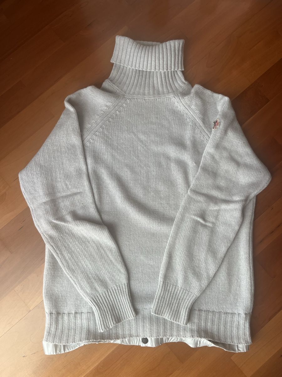 Moncler Pulls & Sweat-shirts: Moncler ski pullover – D'occasion à Pontresina par cli_g8qv