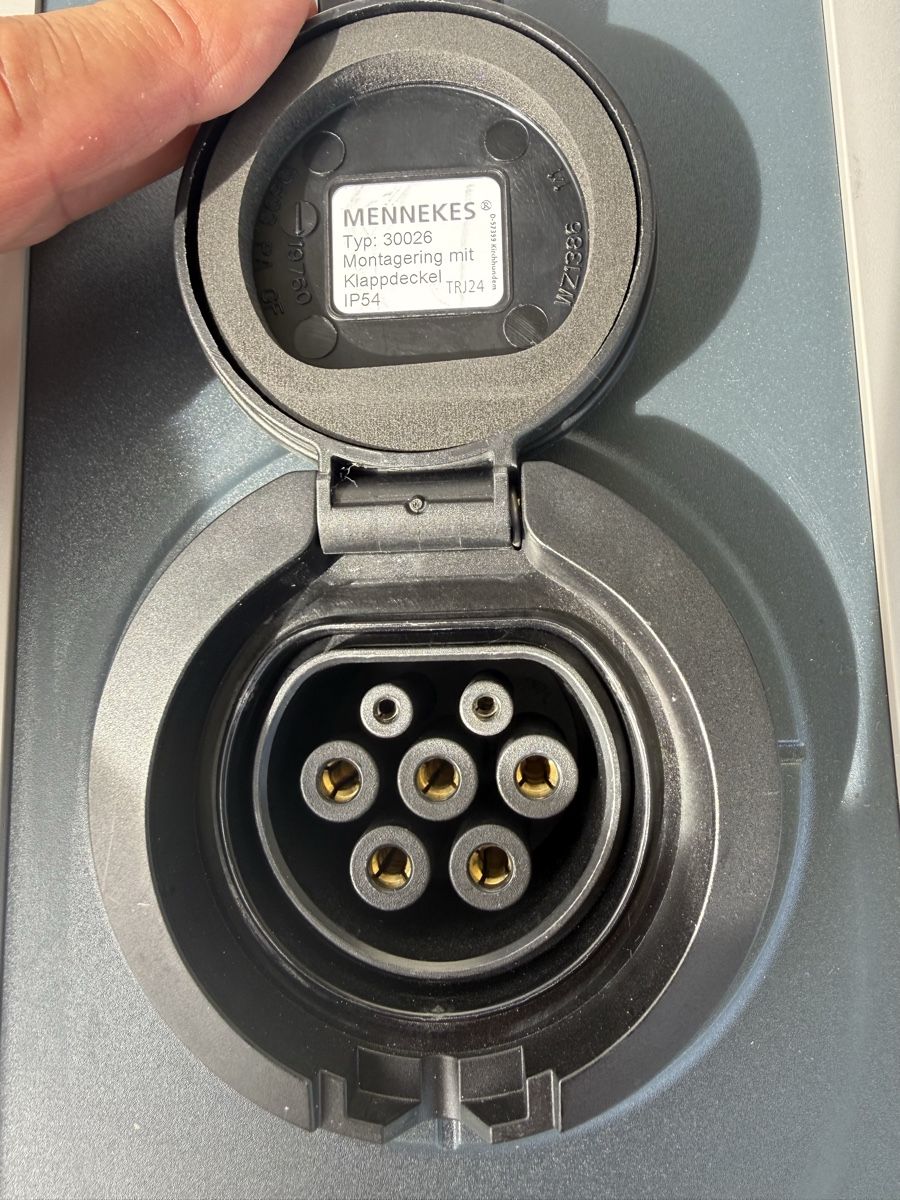 Batterie-Ladegeräte: KEBA KeContact P30 Wallbox – Gebraucht aus Madetswil von Waldwis 1