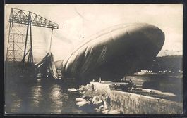 Foto-AK Pola, abgestürzter Zeppelin Cit