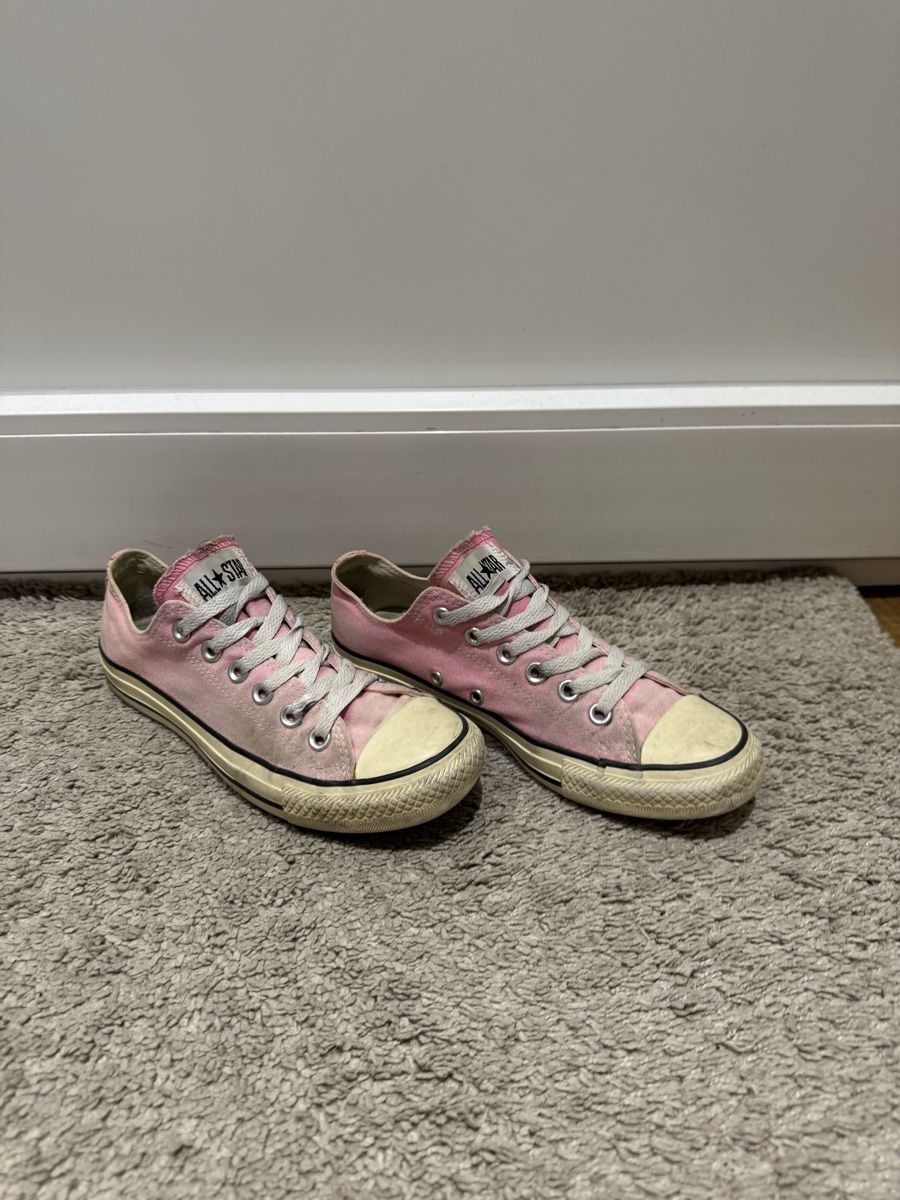 Converse Scarpe da uomo: Pink Converse All Star Schuh – Usato da Volketswil venduto da Jan.17 1