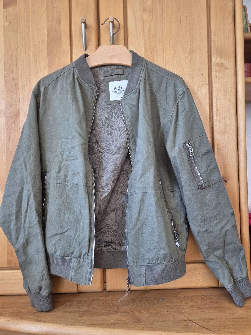 Esprit Vestes: EDC Bomberjacke – Neuf (Voir description) à Oppikon par Lauriiin