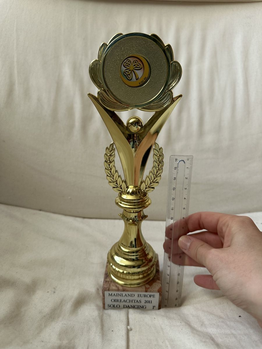 Sonstiges zum Sammeln & Seltenes: Goldener Pokal – Gebraucht aus Basel von ari_f26x 1