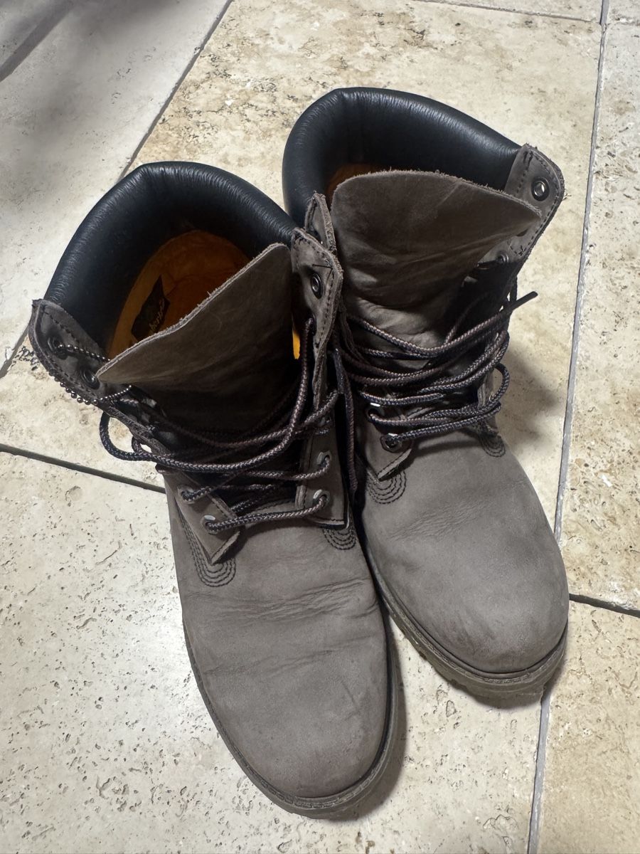 Timberland Herrenschuhe: Timberland Stiefel Leder Schnürschuhe – Gebraucht aus Buchrain von Babyblau777