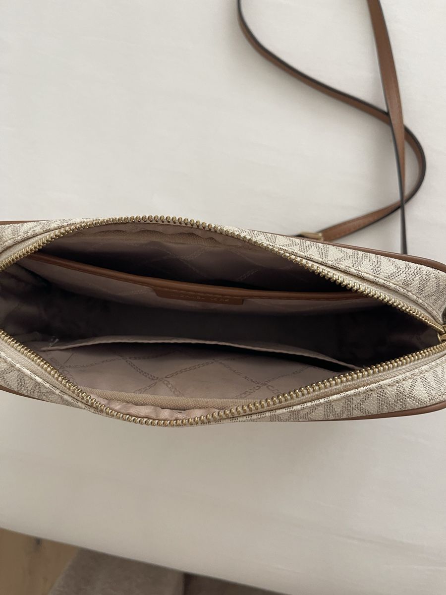 Michael Kors Sacs femmes: Michael Kors Tasche – D'occasion à Trimbach par sheshe27 2