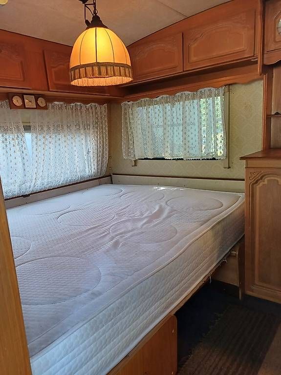 Veicoli da campeggio: Wohnwagen – Usato da Rüttenen venduto da Mirko011 2