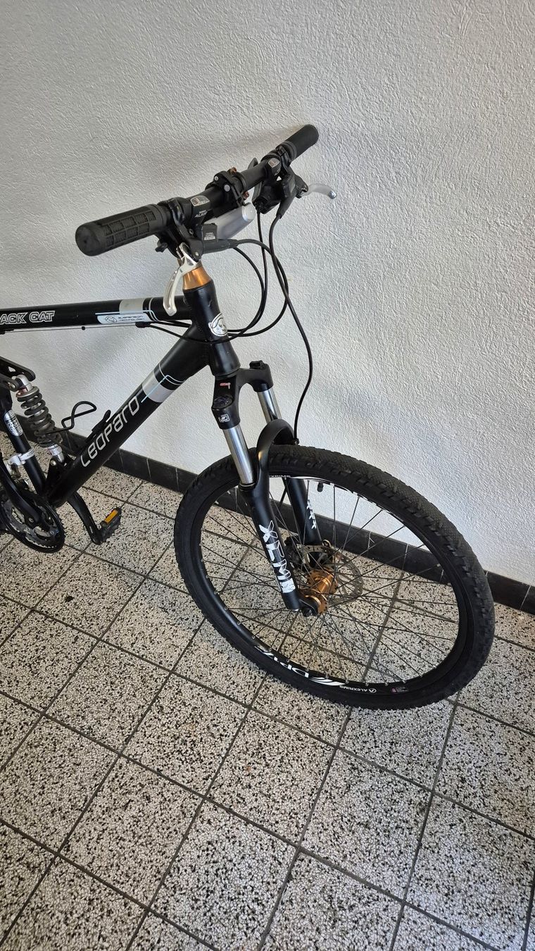 Leopard Biciclette: MTB / VTT Leopard 1 – Usato da Basel venduto da Cellostoffeli 1